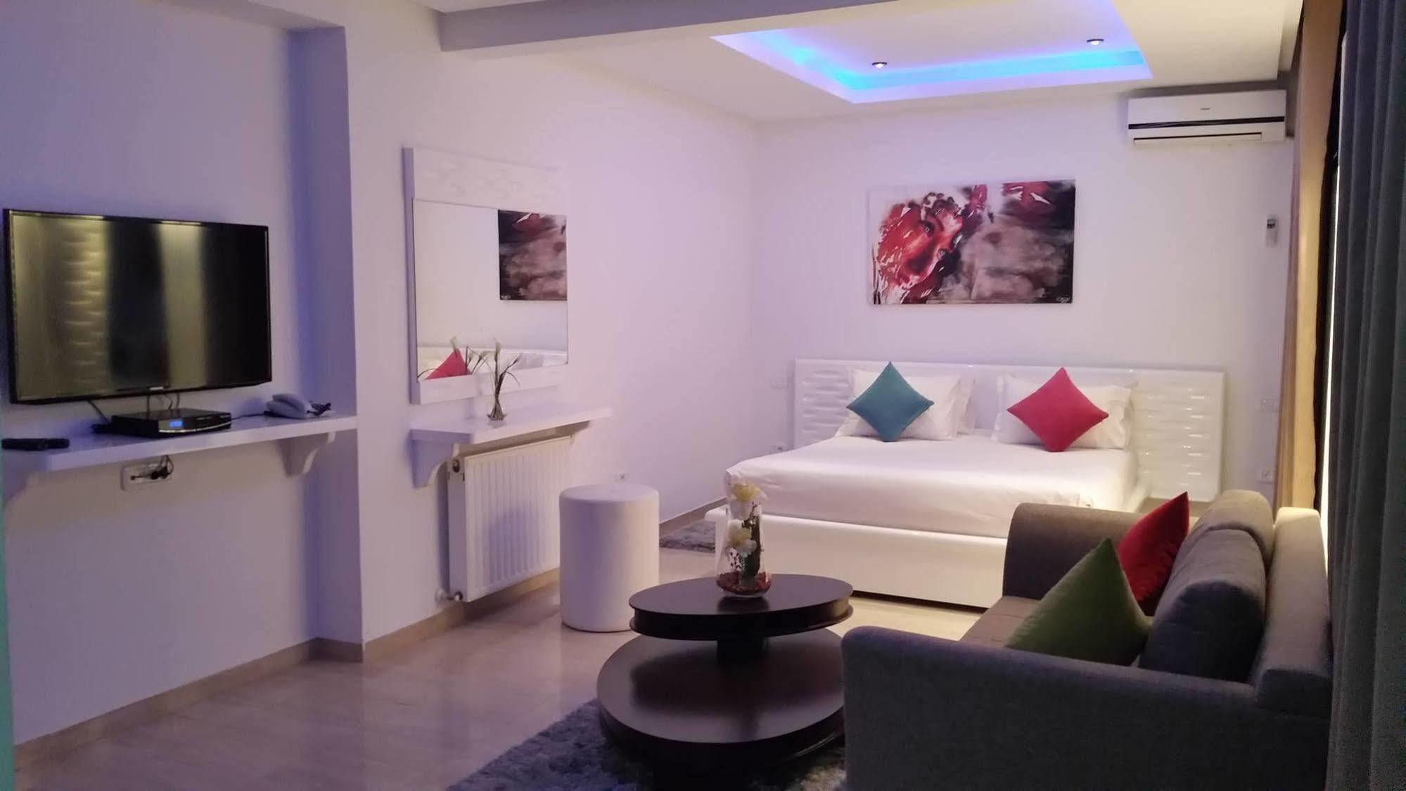 Sofie Aparthotel 4*